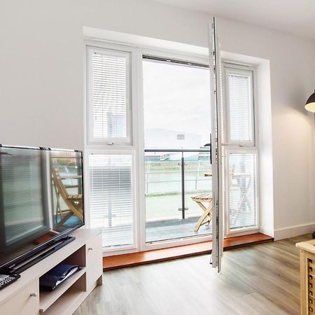 Raphael Retreat Daire Newport  Dış mekan fotoğraf
