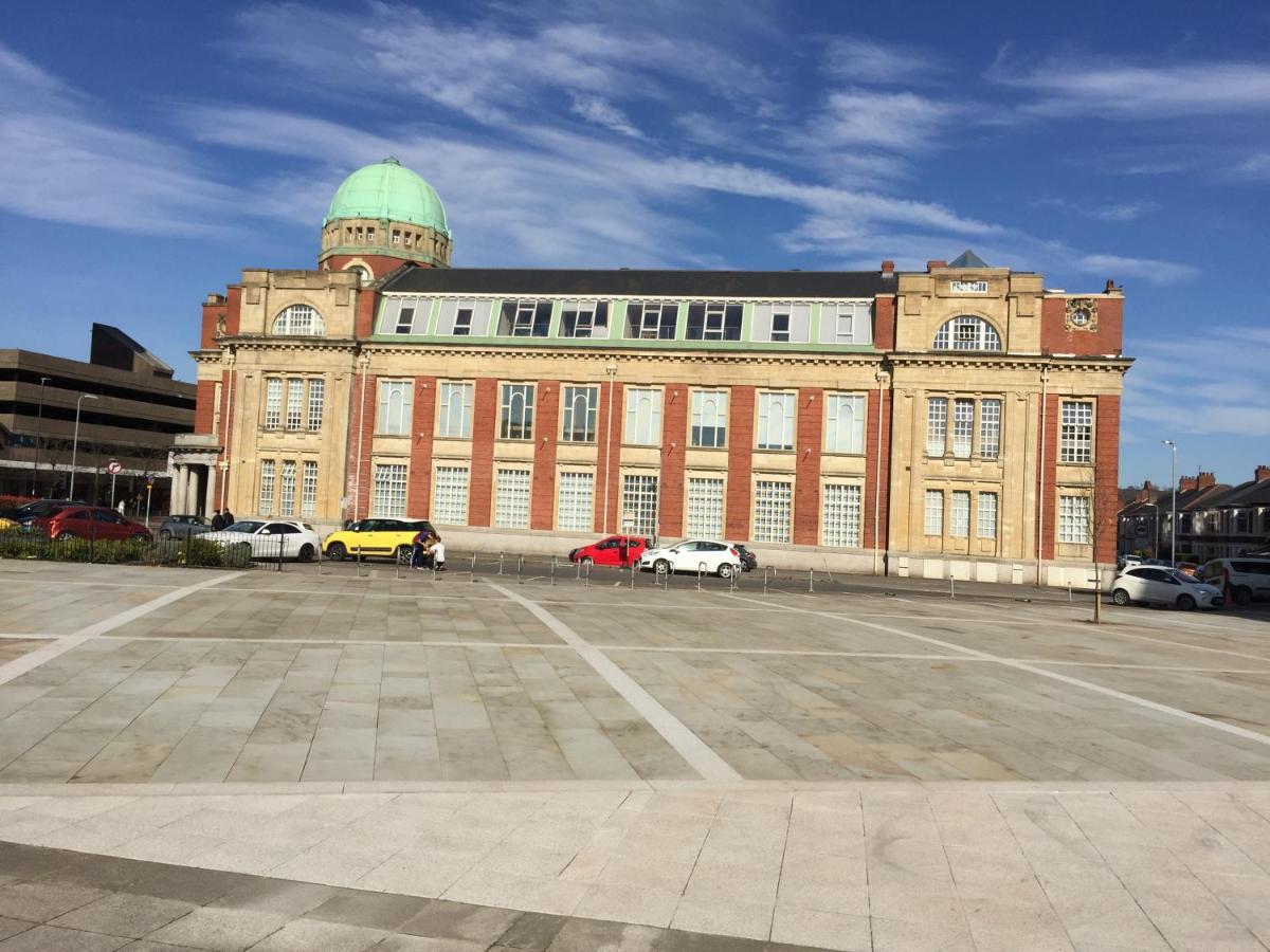 Raphael Retreat Daire Newport  Dış mekan fotoğraf